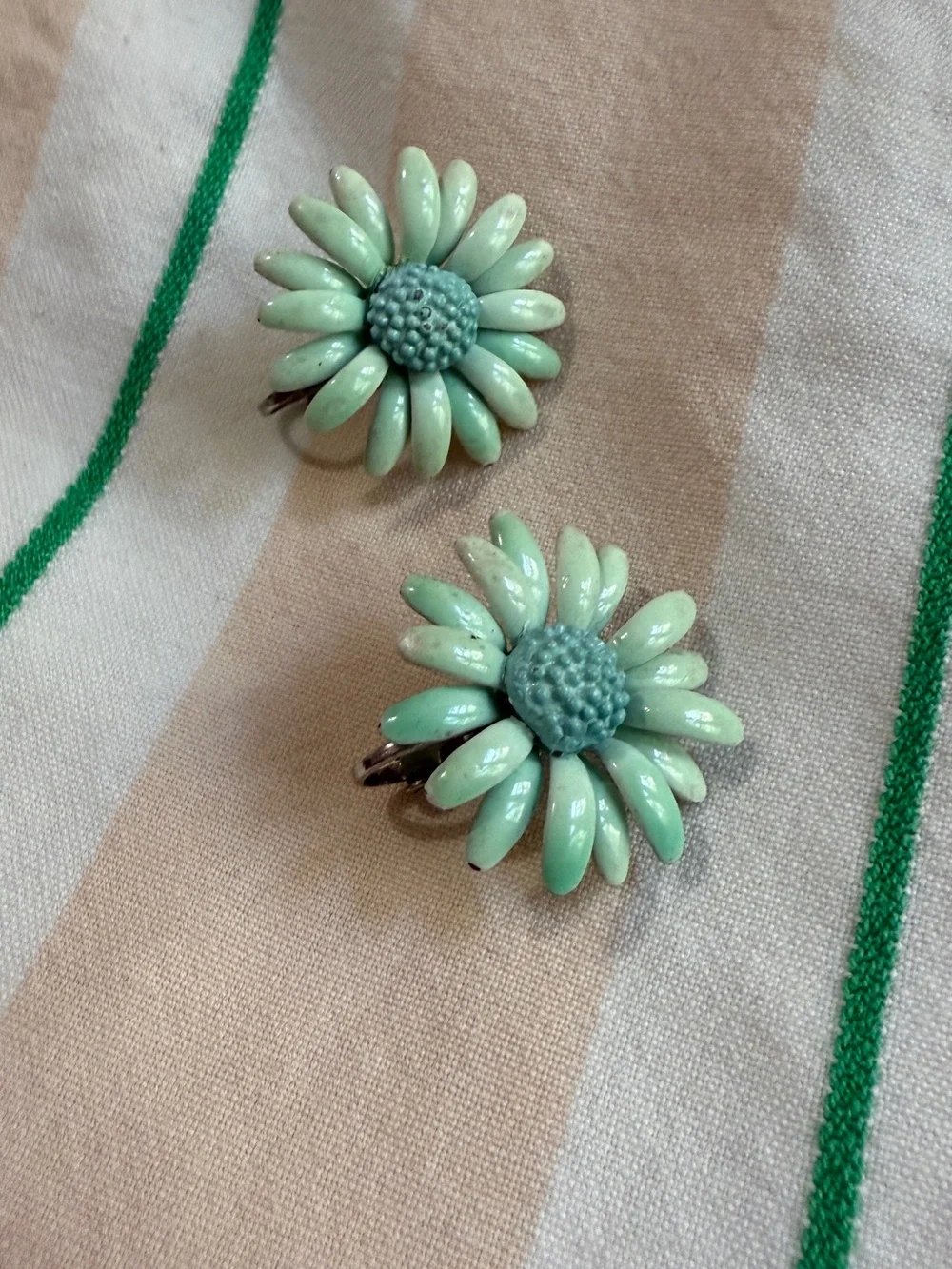 1960s Daisy Flower Power Mod Enamel Seafoam Colored Clip-on Earrings